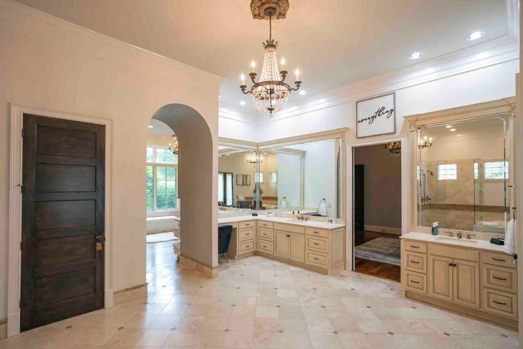 Supreme Luxury For Discerning Tastes Villa Nashville Exterior photo